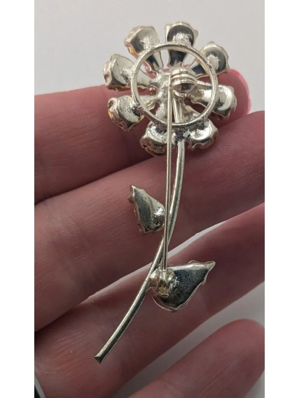 Retro Vintage Rhinestone Flower Brooch Silver Tone Crystal Floral Stem Pin